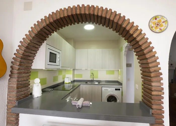 Palmeras 72 Menyber * Nerja